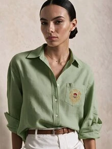 Briarwyn 女款 100% 純棉熊刺繡胸前口袋落肩長袖單排扣襯衫，附胸前徽章，白色襯衫，辦公室百搭 - 軍綠色 - 查看 8