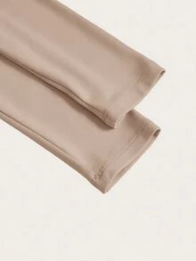 SHEIN BASICS 女款純色圓領短版上衣 黑色上衣 秋季女裝 日常簡約極簡風 - 卡其色 - 查看 3
