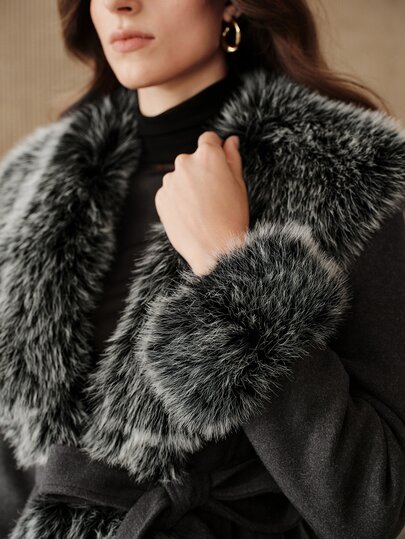 Anewsta Winter Apricot Color Large Fur Collar Long Sleeve Patchwork Fur Cuff Padded Coat