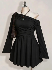 SHEIN ICON 休閒大尺碼黑色不對稱單肩長袖洋裝，派對穿搭 - 彩色 - 查看 5