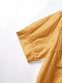 Rusticease 大尺碼女款鏤空刺繡圓領短袖休閒優雅襯衫 夏季上衣 春季鄉村風 早午餐 正式場合 全白 - 芥末黃 - 查看 4