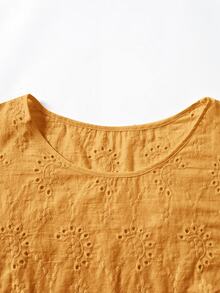 Rusticease 大尺碼女款鏤空刺繡圓領短袖休閒優雅襯衫 夏季上衣 春季鄉村風 早午餐 正式場合 全白 - 芥末黃 - 查看 3