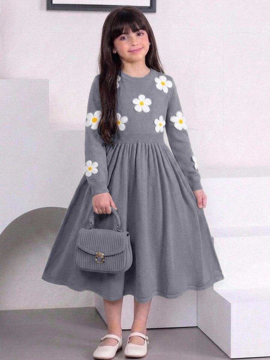 SHEIN Tween女孩休閒時尚百搭可愛花卉裝飾寬鬆舒適圓領套頭秋冬毛衣 - 灰色 - 查看 1