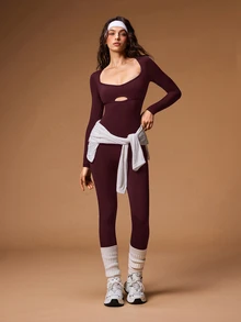 VARSIVA Solid Color Twist Backless Fitted Sports Jumpsuit - Burgundy - View 6
