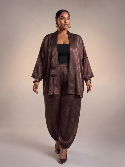 Zivah 2026 Autumn Women's Plus Size New Arrival Anniversary Graduation Season All-Match Versatile Cruise Travel Casual Comfortable Multi-Occasion Lightweight Fashion Plus Size Apparel Premium Elegant Romantic Brown Jacquard Satin Frog Button Decor Loose Long Jacket Wide Leg Jogger Pants Set