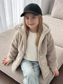 Dazy Kids جاكيت شتوي بقلنسوة وسحاب أمامي وأكمام طويلة بلون موحد للفتيات الصغيرات - بني فاتح - مشاهدة 5
