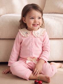 SHEIN Autumn/Winter 2 Pieces Set Baby Girl Loungewear, Sweet Cute Pink Series, Peter Pan Collar Cardigan Top With White Ruffle Trim And 3D Cherry Embroidery - Pink - View 1