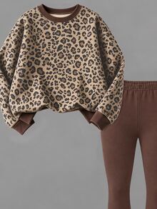 1 Set Pakaian Kasual Anak Perempuan, Termasuk Sweatshirt Lengan Panjang Bergaris Leher Bulat (Dihiasi dengan Motif Hewan) dan Celana Bermotif Senada. Motif Leopard Warna Cokelat Kopi yang Dipersonalisasi untuk Liburan, Sehari-hari, Bermain, Sekolah, Awal Natal, Tahun Baru 2027 - Putih - View 4