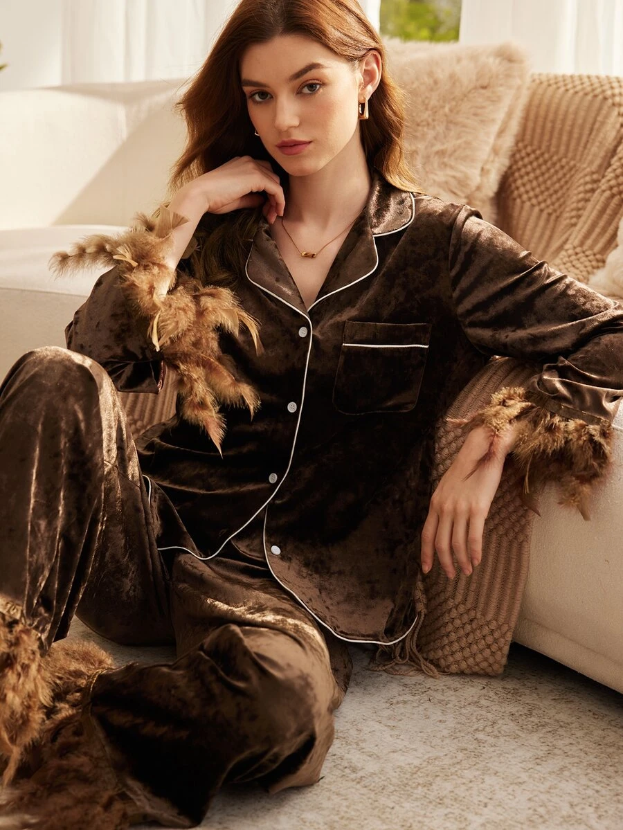 Moireta Mature Elegant Noble Shiny Diamond Velvet Feather Trim Contrast Color Edge Open Front Women's Pajama Set - Coffee Brown - View 1