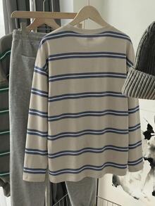SHEIN CURVE+ 大尺碼女款 2026 春夏圓領露肩長袖條紋寬鬆休閒女式對比色條紋長袖 T 恤，適合外出、返校、街頭風與 Y2K 風格 - 灰色 - 查看 2