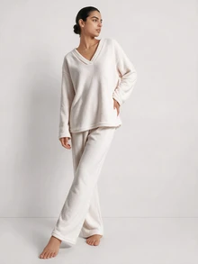 Ocili Studio Women's Minimalist Fashion Basic Comfortable Beige Double-Sided Half-Fleece V-Neck Long Sleeve Pants Loungewear Set - White - View 5