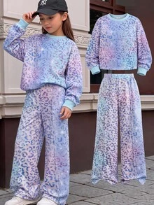 SHEIN 兒童青少年女孩秋冬休閒街頭風彩色漸層豹紋寬鬆圓領長袖套頭運動衫與百褶寬腿運動長褲套裝 2件套 - 彩色 - 查看 3