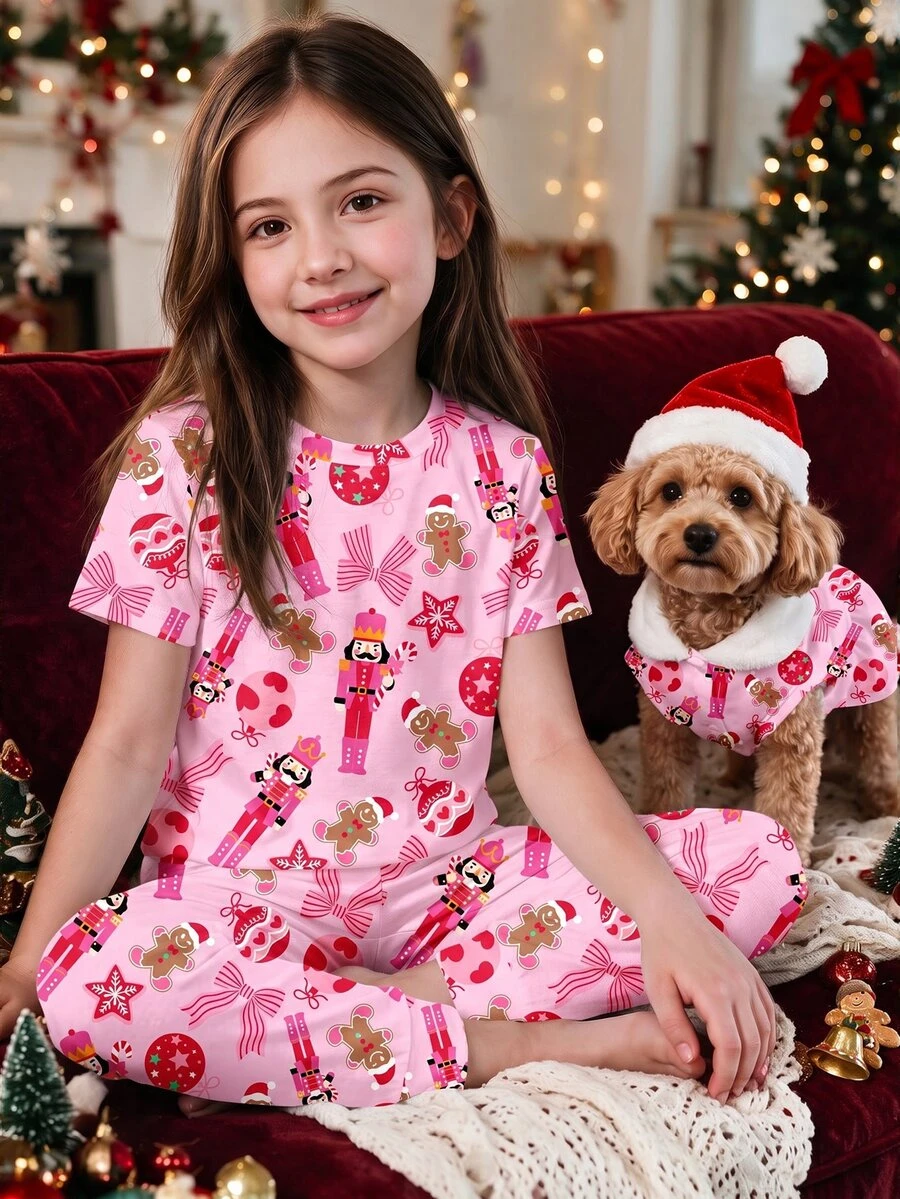 Super Cute Pink Christmas Nutcracker & Gingerbread Man Bow Graphic Tween Girl Casual Minimalist Short Sleeve Top & Long Pants Ribbed Fabric Loungewear, Snug Fit, Suitable For Spring/Summer, Holiday Pajama Party, Party, Creative Gift - Multicolor - View 1
