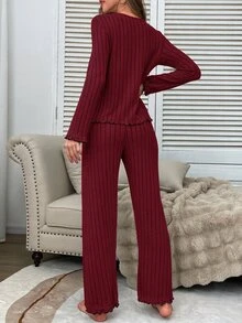 Dream Adore Bộ đồ ngủ nữ len dệt mềm họa tiết phối màu, viền bèo nhún, trang trí nơ, quần áo thu đông - Màu Đỏ Sâu - Xem 2