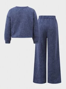 SHEIN 兒童青少年女孩秋冬休閒街頭風雪花蝴蝶結印花寬鬆圓領長袖套頭衛衣與百褶寬腿運動褲套裝，2件套，海軍藍 - 霧霾藍 - 查看 3
