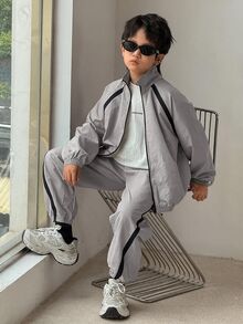 SHEIN Little Byeori 2件組 青少年男孩灰色休閒韓系寬鬆夾克立領抽繩褲套裝，秋季街頭風校園開學運動休閒風 - 淺灰色 - 查看 5