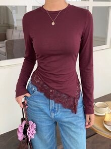 Serisse 女款純色圓領長袖對比蕾絲不對稱下擺修身T恤 酒紅/葡萄酒色 - 酒紅色 - 查看 4