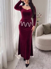 Feyla Women's Sweetheart Neckline Long Sleeve Waist Rhinestone Design Elegant Dress - Burgundy - View 2
