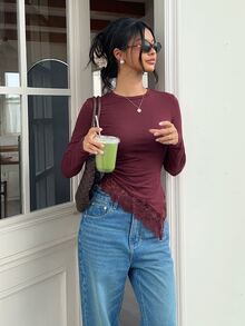 Serisse 女款純色圓領長袖對比蕾絲不對稱下擺修身T恤 酒紅/葡萄酒色 - 酒紅色 - 查看 8