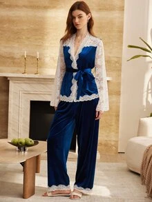 Moireta Mature Elegant Contrast Color Lace Patchwork Tie-Up Velvet Women's Pajama Set - Royal Blue - View 5