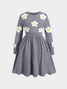 SHEIN Tween女孩休閒時尚百搭可愛花卉裝飾寬鬆舒適圓領套頭秋冬毛衣 - 灰色 - 查看 6