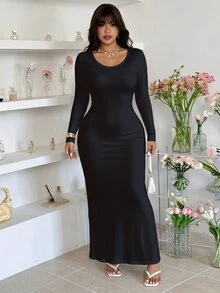 SHEIN EZwear 休閒極簡圓領長袖派對洋裝 秋冬大尺碼純色貼身洋裝 約會晚裝 - 彩色 - 查看 3