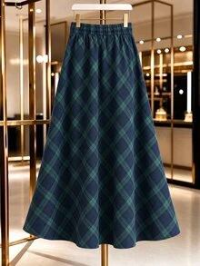 GlowEve CURVE Plus Size Women's Plaid Elegant Commuter Skirt - Green - View 2