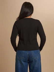 SHEIN BAE CURVE Plus Size Women Solid Color Crew Neck Long Sleeve Single-Breasted Casual T-Shirt - Black - View 2