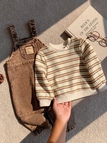 SHEIN 中性嬰兒男嬰/女嬰、幼兒 2 件組秋冬抓絨內裡加厚休閒時尚卡其色牛仔吊帶褲與條紋運動衫套裝，嬰兒冬季套裝，牛仔 - 棕色 - 查看 5