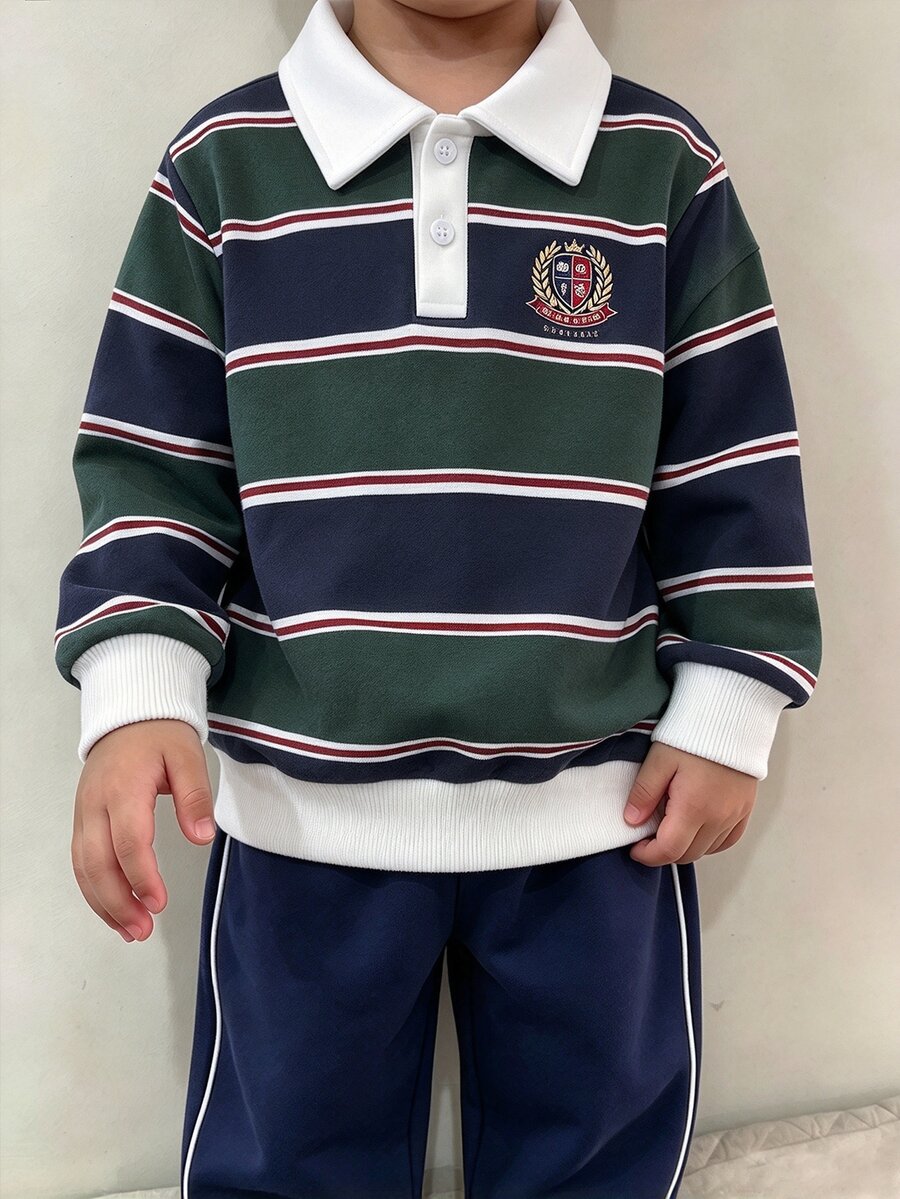 SHEIN Playful Pals 男孩休閒條紋印花 Polo 領長袖衛衣,休閒學院風 Polo 衫,長袖半拉鍊可愛設計衛衣,柔軟舒適面料,適合秋冬穿著,男孩日常穿搭理想選擇 - 彩色 - 查看 1