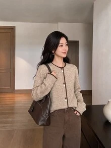 Yumoku Fall/Winter Women's Single-Breasted Long Sleeve Knit Cardigan Brunch Tea Party French Elegant Cardigan For Women - Khaki - View 6