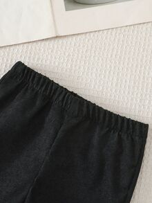SHEIN 2件組男嬰 Polo 衫＋長褲，學院風藍黑條紋華夫格針織馬圖案，短袖對比領，生日派對夏季度假寬鬆休閒裝 - 藍色 - 查看 5
