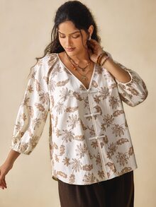 Nubod Plus Size Women's V-Neck Floral Print Casual Everyday Blouse - Apricot - View 4