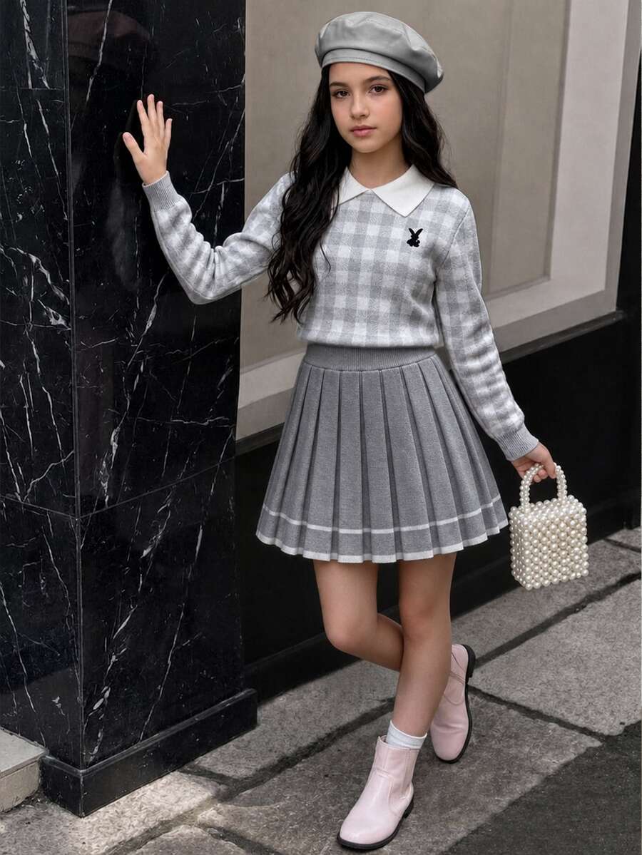 SHEIN Tween女孩 Ikids 粉色可愛刺繡馬標誌彼得潘領格紋針織衫 + 編織裙 2件套,Tween女孩長袖V領套頭衫,休閒優雅風格,秋冬款 - 灰色 - 查看 1