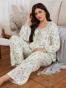 Serenescape Vacation Style Ditsy Floral Round Neck Drawstring Long Sleeve Long Pants Plus Size Pajama Set - Beige - View 1