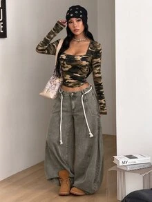 Coolane 女款秋冬街頭風休閒 Y2K 外出穿搭復古圖案迷彩彈性胸衣方領長袖 T 恤 - 棕色 - 查看 2