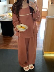 Livesso Bộ đồ ngủ nữ áo dài tay phối ren và quần - màu nâu - Xem 10