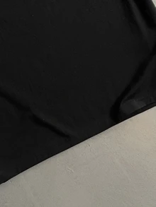 Manfinity ZONE917 男士黑色標準版短版寬鬆短袖T恤，You Are Blessed標語配小天使與玫瑰藤蔓圖案 - 黑色 - 查看 5