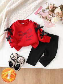 SHEIN 2件組女嬰幼兒女童衛衣長褲套裝，甜美紅黑配色，3D蝴蝶結，長袖圓領，常規款冬季嬰兒套裝 - 紅色 - 查看 3