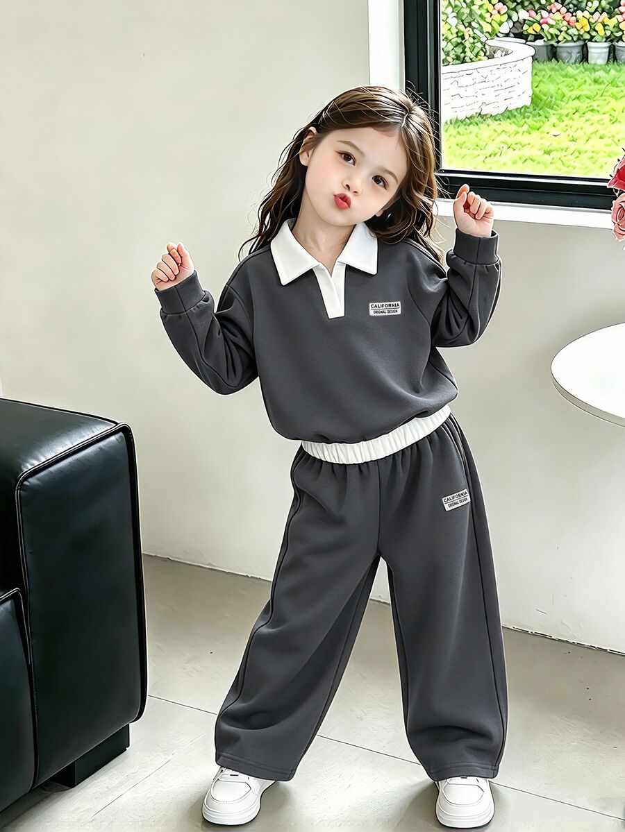 SHEIN 女童 2 件組復古美式學院風棕色上衣寬腿褲套裝,休閒秋季長袖圓領套裝,適合學校 7 歲生日 - 深灰色 - 查看 1