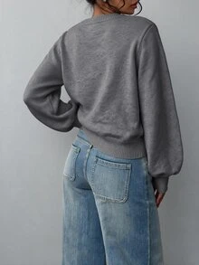 SHEIN BASICS 女款素色圓領長袖休閒基礎寬鬆毛衣 淺黃色 秋冬日常 早午餐 校園穿搭 - 淺灰色 - 查看 2