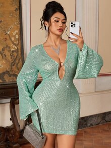 EastFlair Plus Size Sexy Metallic Buckle Sequin Dress - Mint Green - View 6
