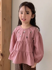 Dazy Kids 少女時尚刺繡荷葉邊下擺上衣 - 酒紅色 - 查看 2