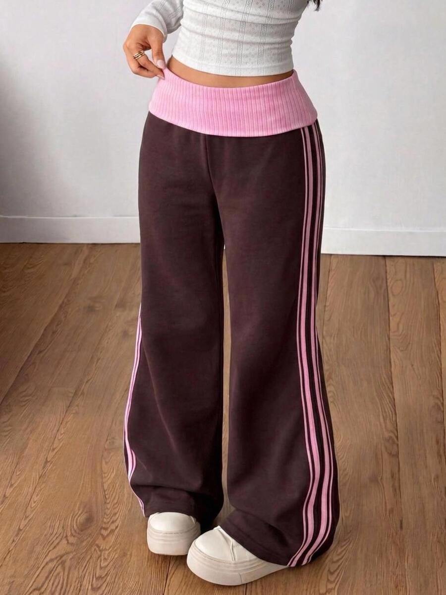 SHEIN 青少年女孩秋冬咖啡棕與粉色拼色腰帶街頭風休閒長褲套裝（適合派對、返校與日常穿著），Y2K風格白色羅紋針織上衣搭配法式灰色喇叭褲 - 彩色 - 查看 1