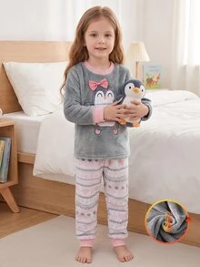 SHEIN Genkimix Kids 女童 2 件組冬季睡衣套裝，紅色企鵝刺繡毛絨上衣與 Fair Isle 針織圖案長褲，珊瑚絨家居服，秋季仙女家庭套裝 - 灰色 - 查看 6