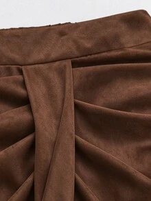 GlowEve CURVE Women's Plus Size Solid Color Pleated Fashion Design Sexy Skirt Winter - Coffee Brown - View 4