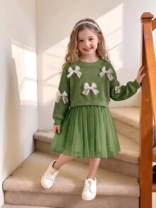 SHEIN Playful Pals 1件女童蝴蝶結裝飾圓領長袖網紗下擺洋裝，清新優雅時尚，可愛甜美，適合秋冬穿著 - 墨綠色 - 查看 1
