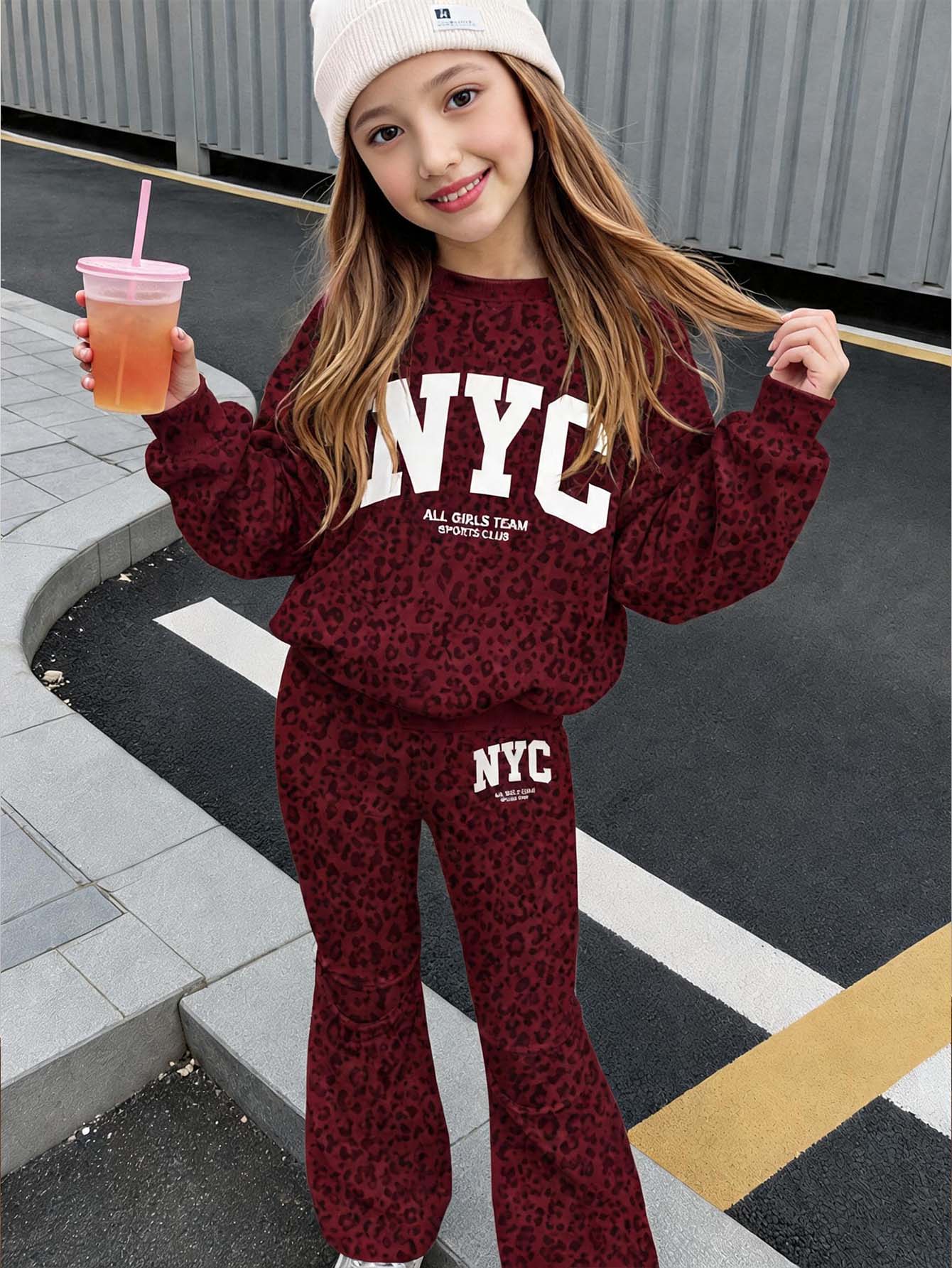 Tween女孩豹紋與字母圖案落肩秋冬衛衣及喇叭褲休閒套裝 - 白色 - 查看 1