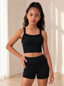 SHEIN 青少年女孩運動服裝 黑白波點針織套裝，可愛波點圖案搭配荷葉邊肩部與領口運動背心 + 短褲，裸感高彈力面料，校園運動休閒 Y2K 風格，秋冬四季通用，健身課穿搭 - 黑色 - 查看 3