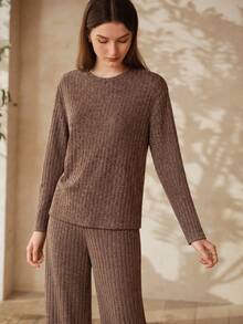 MOTF PREMIUM WOMEN'S MINIMALIST ROUND NECK LONG SLEEVE TOP AND PANTS LOUNGEWEAR SET - Coffee Brown - View 7